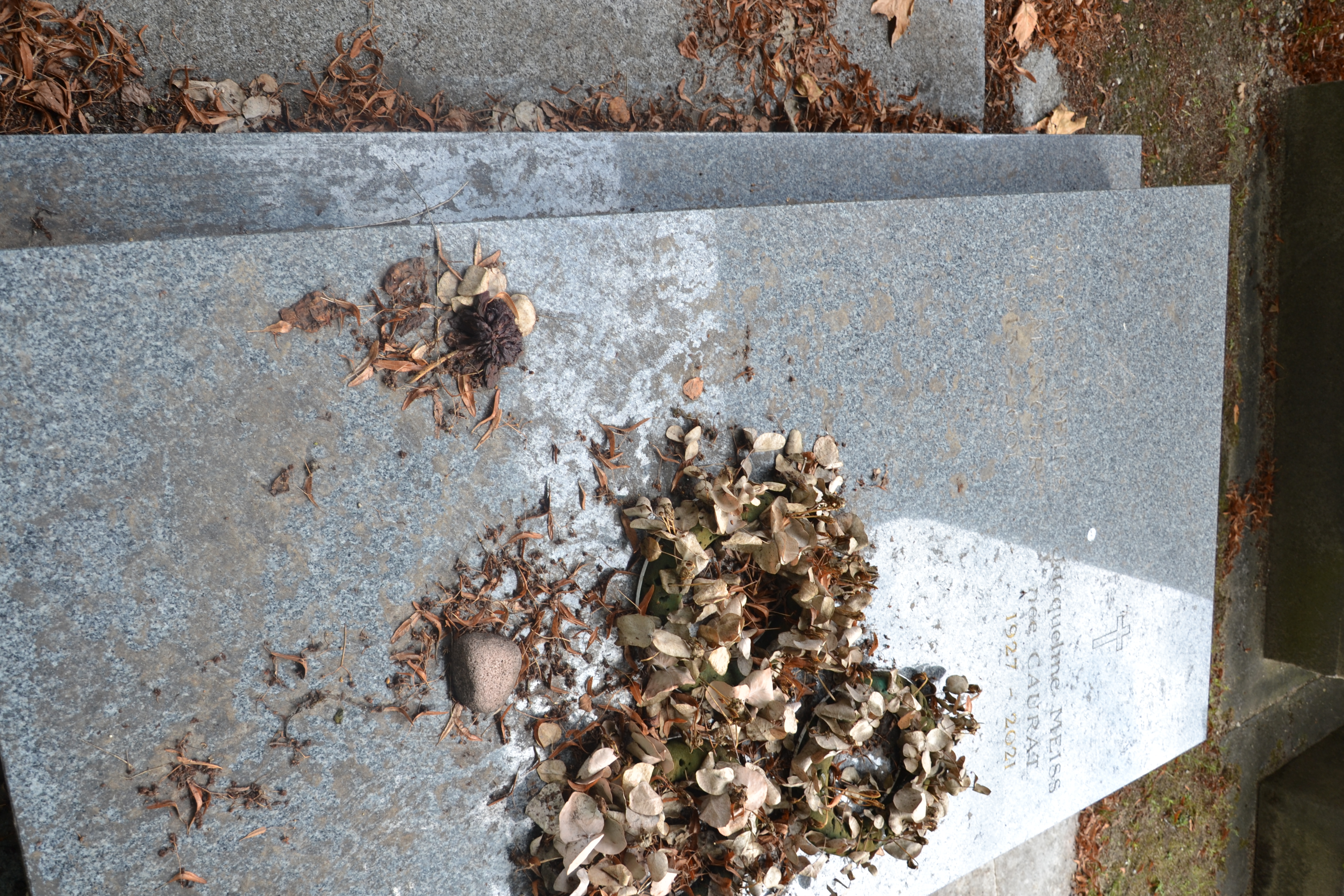 Tombe de Jacqueline Caurat au cimeti&egrave;re du Montparnasse