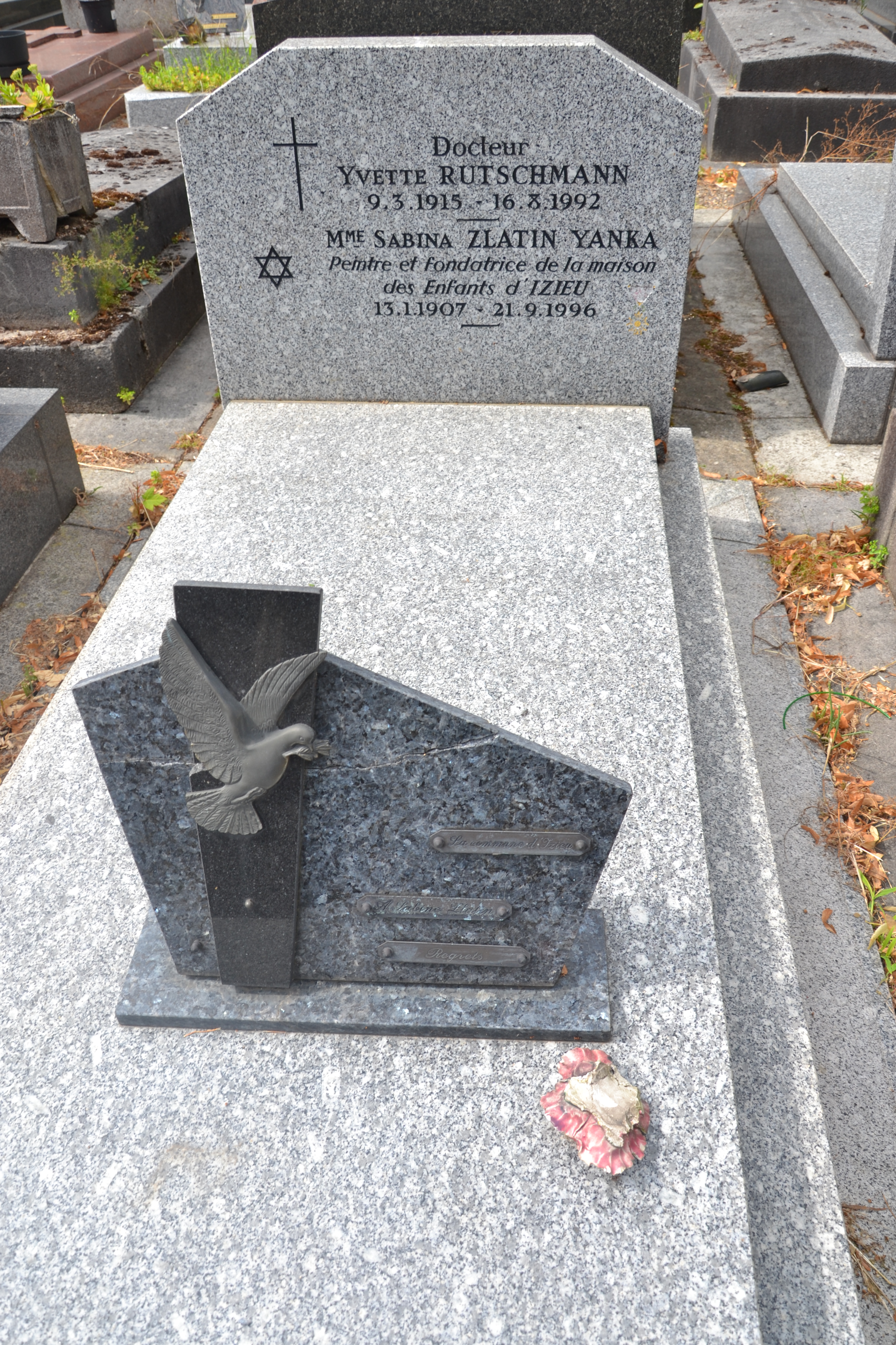 Tombe de Sabina Zlatin-Yanka