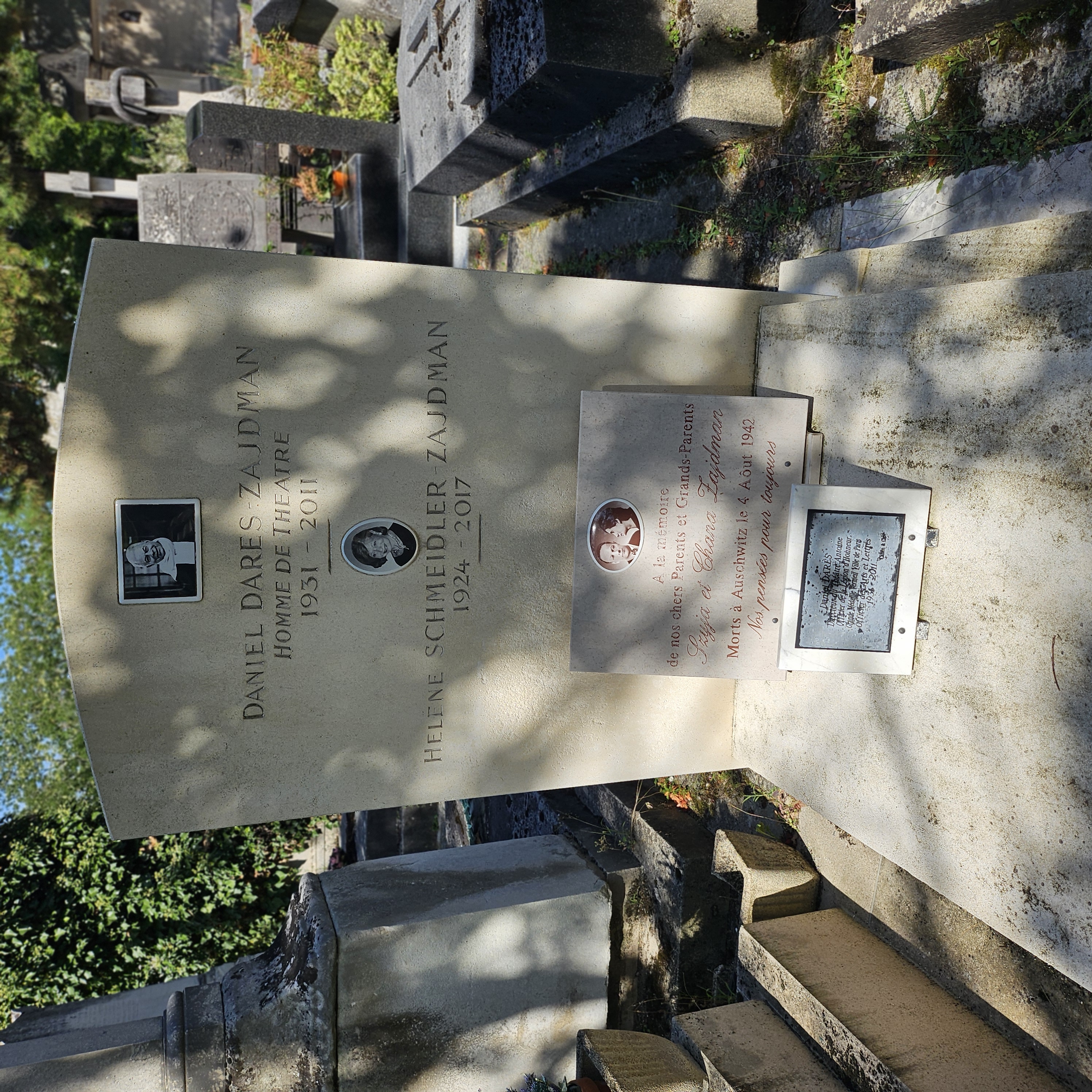 Tombe de Daniel Darès au cimetière du Montparnasse à Paris