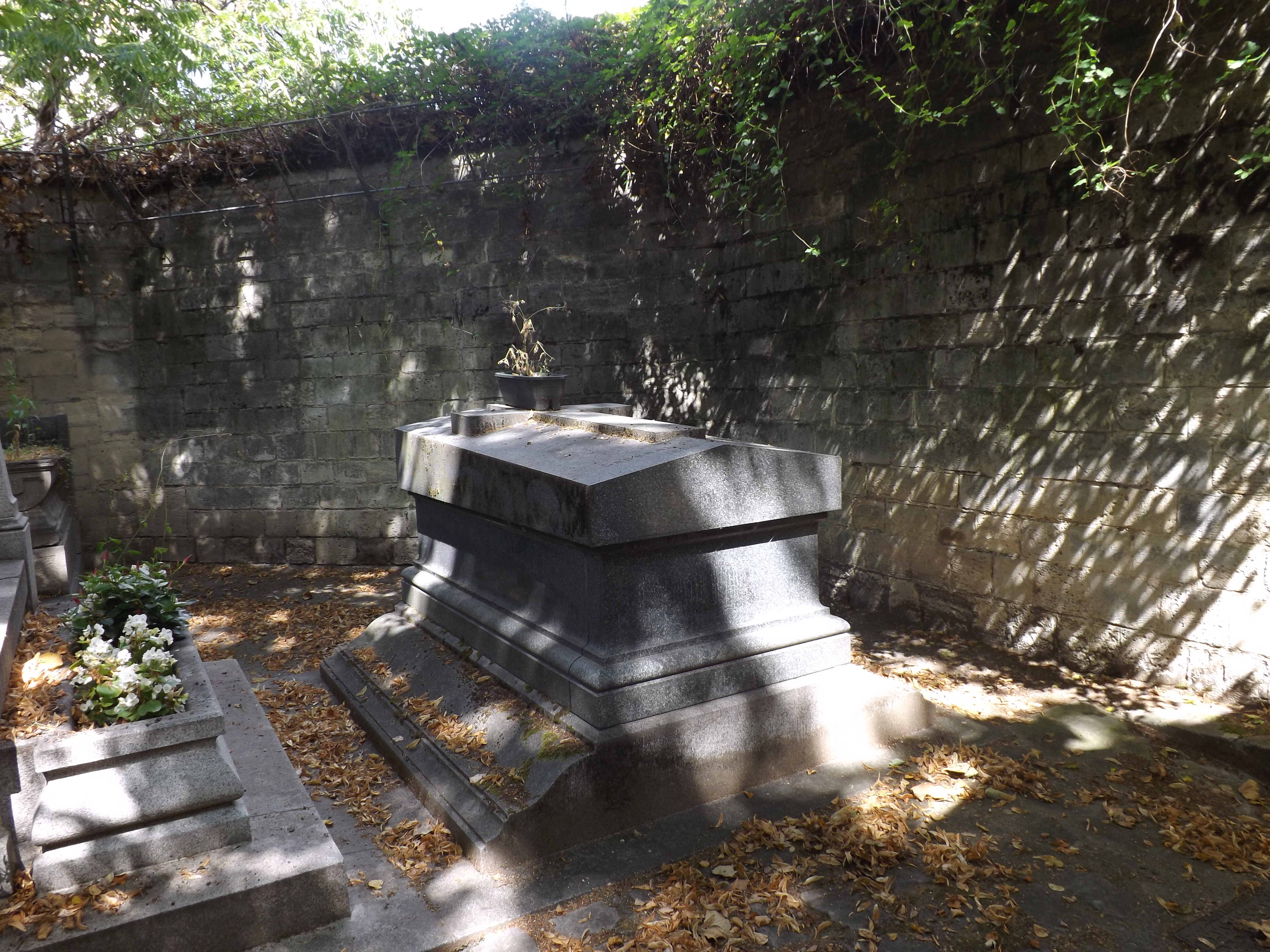 Tombe de Gaston de Galliffet au cimetière du Montparnasse à Paris