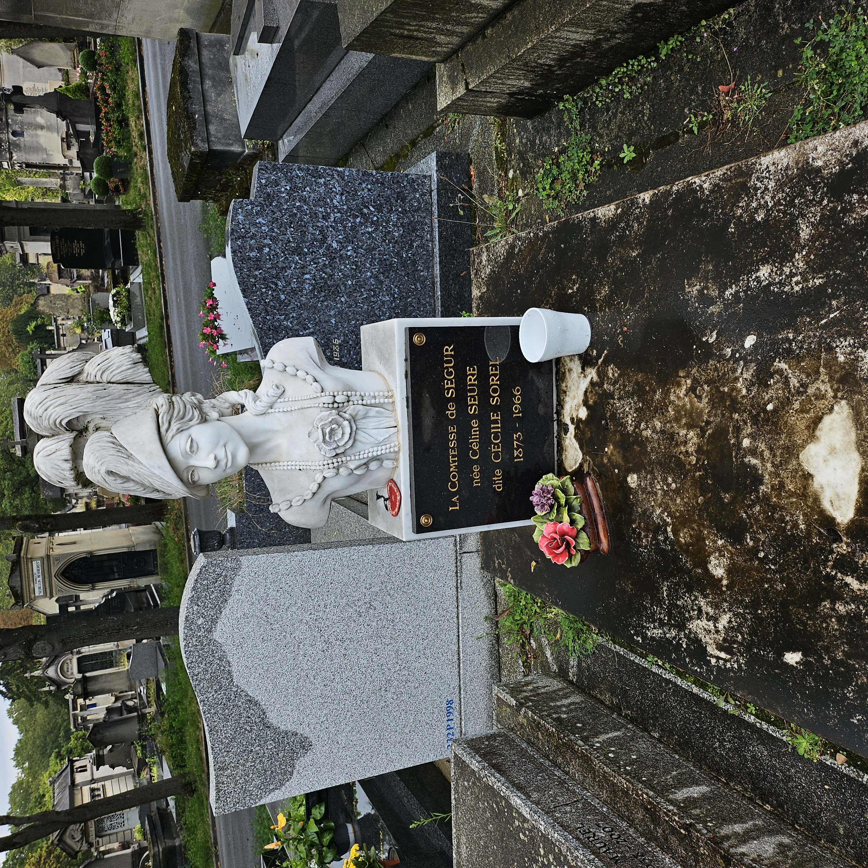 Tombe de C&eacute;cile Sorel