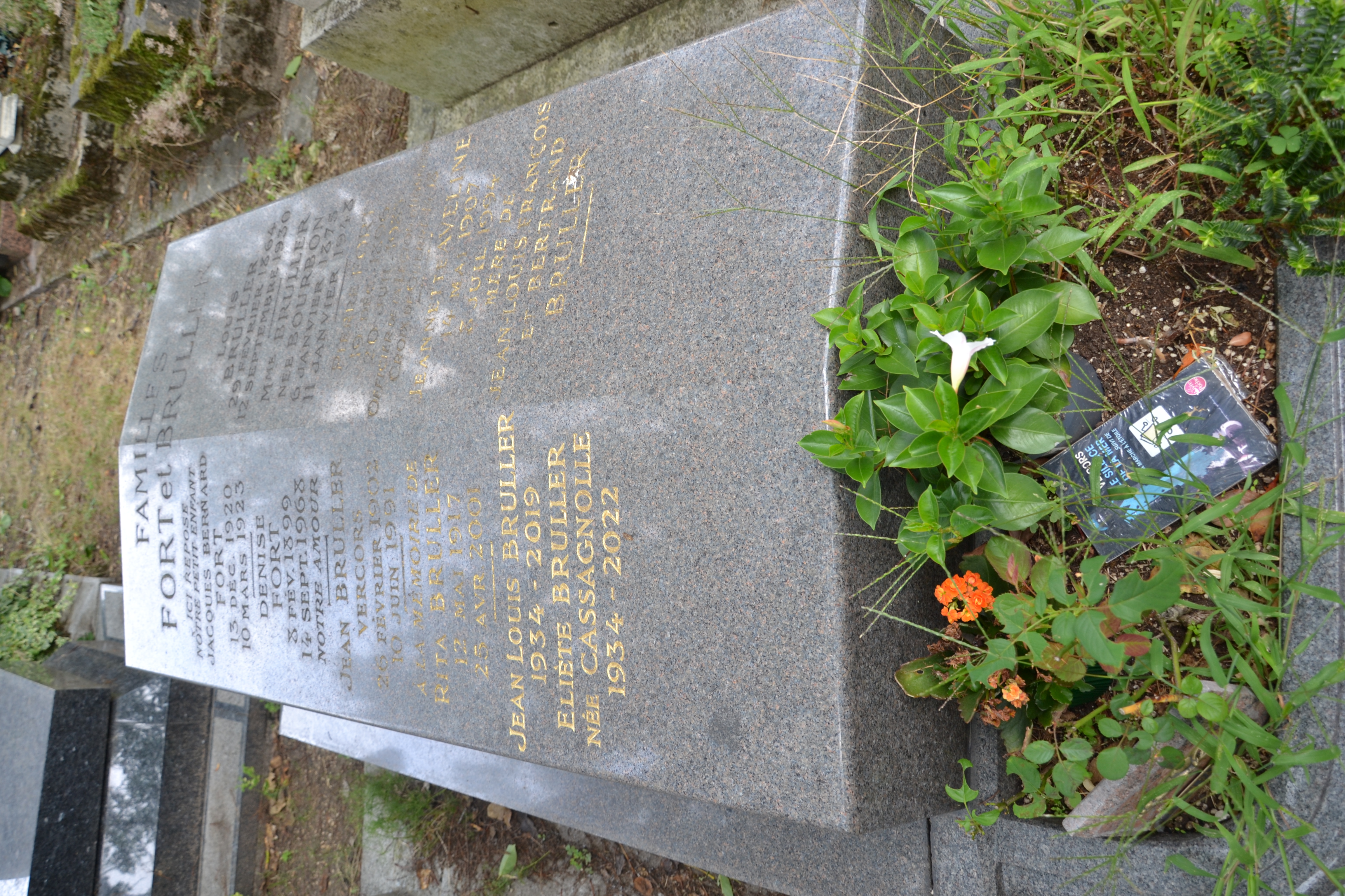 Tombe de Jean Vercors